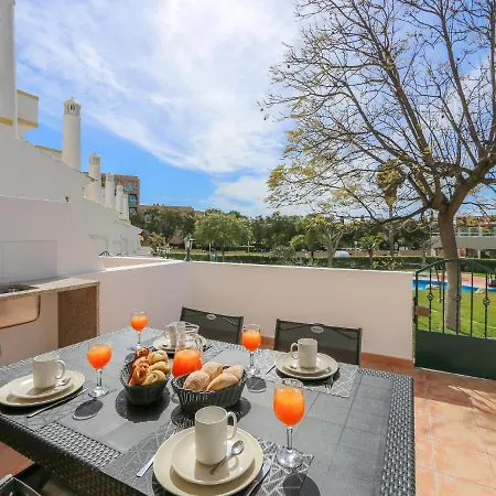 Cozy Townhouse Rafaella Near Sao Rafael Hébergement de vacances Albufeira